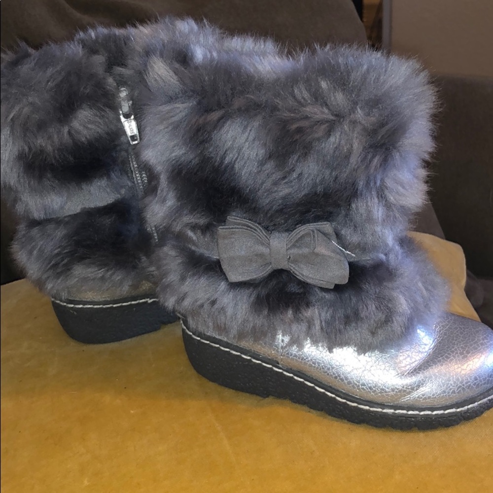 Girl winter boots